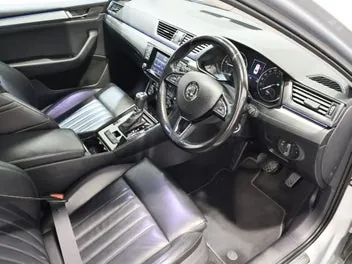 Skoda Superb 2015 photo 4