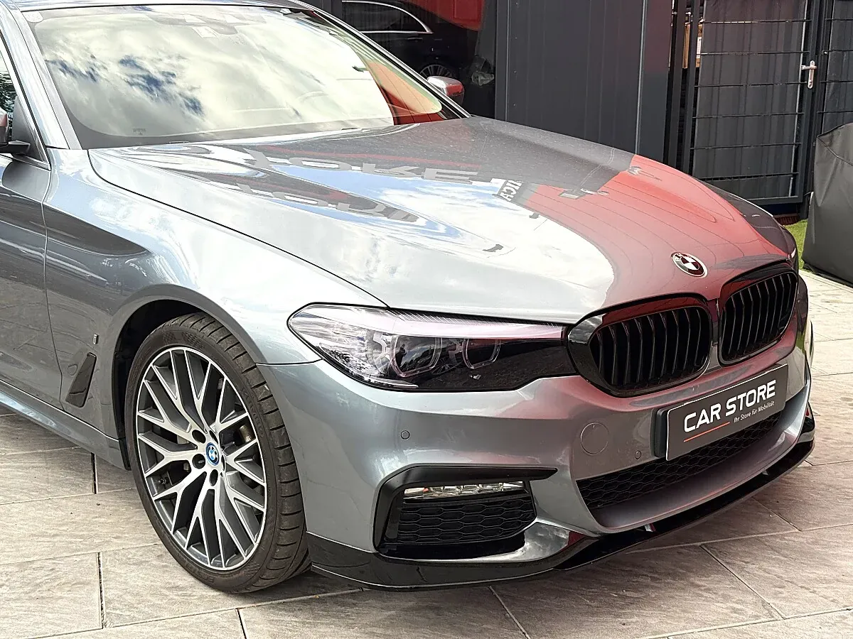 BMW 5 Series 2017 photo 2