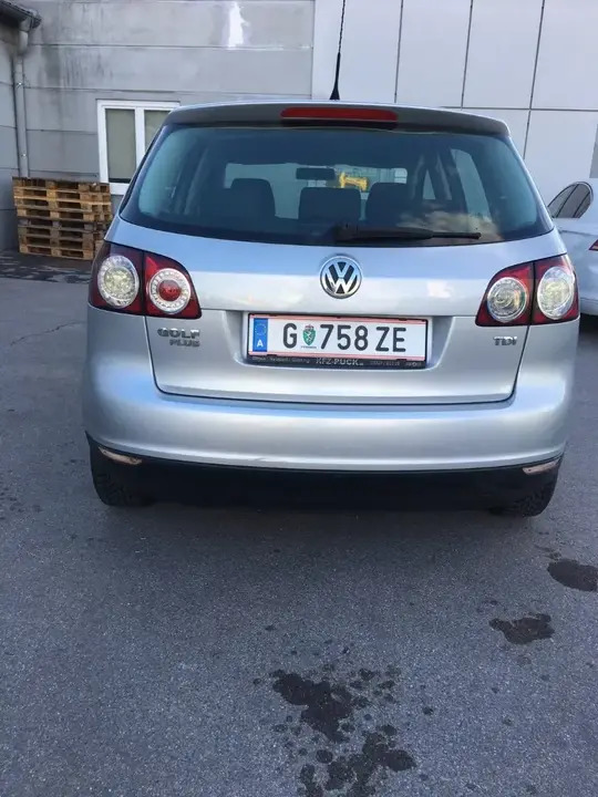 Volkswagen Golf 2008 photo 2