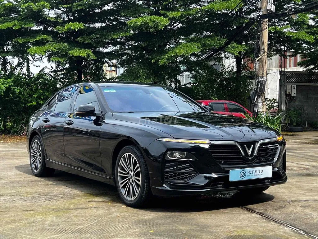 Vinfast Lux A2.0 2022 photo 2