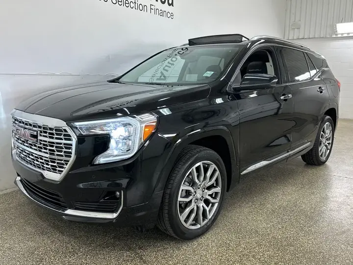 GMC Terrain 2024 photo 3