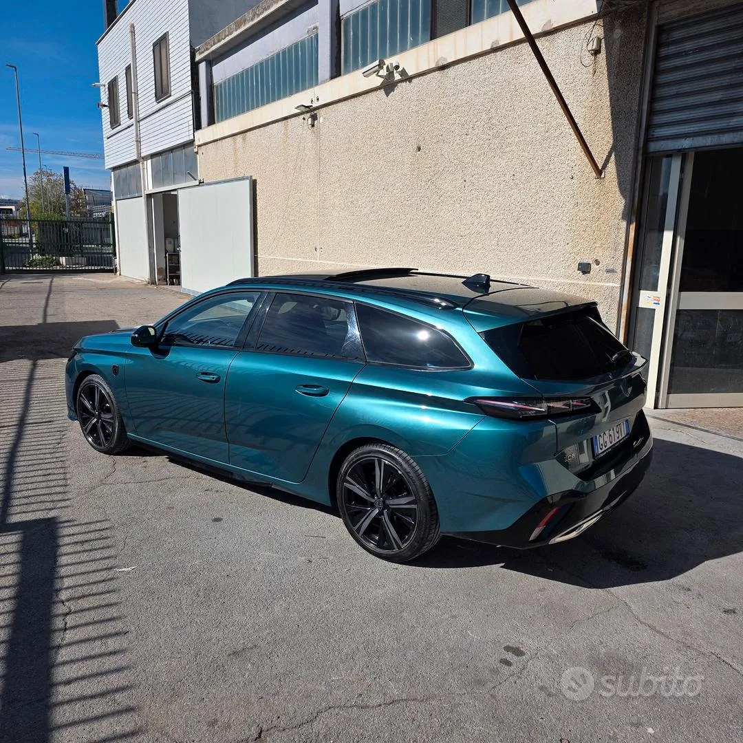 Peugeot 308 2022 photo 2
