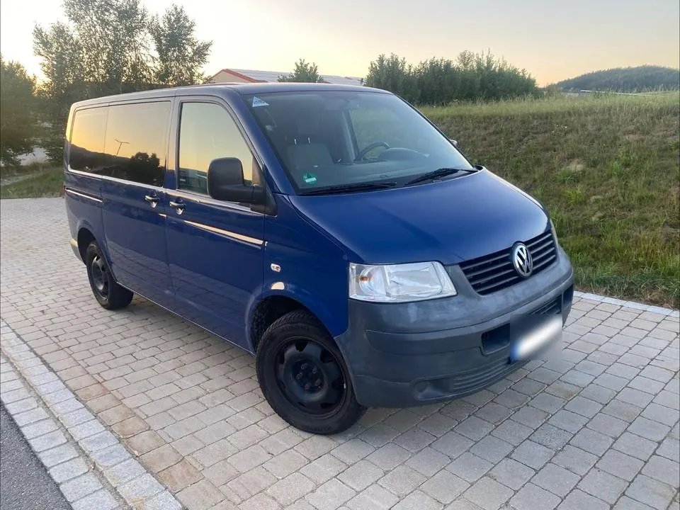 Volkswagen T5 Caravelle