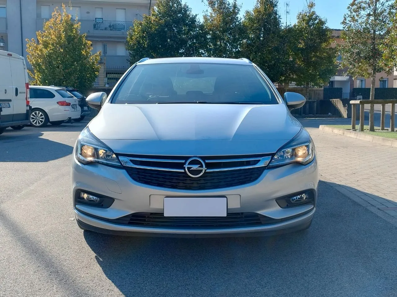 Opel Astra 2017 photo 2