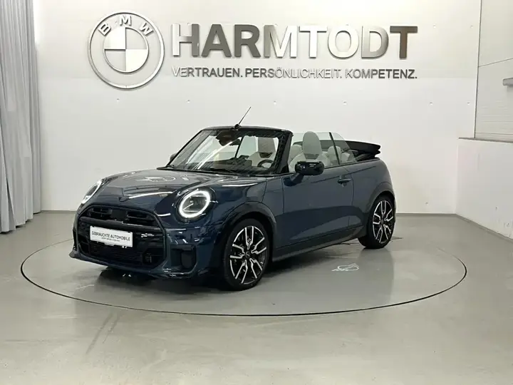 Mini Cooper S Cabrio 2026 photo 2