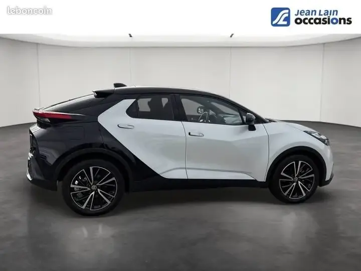 Toyota C-Hr 2026 photo 4