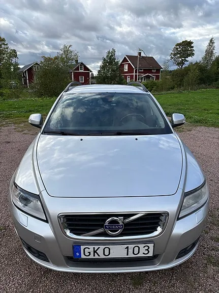 Volvo V50 2011 photo 3