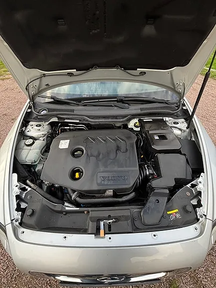 Volvo V50 2011 photo 4