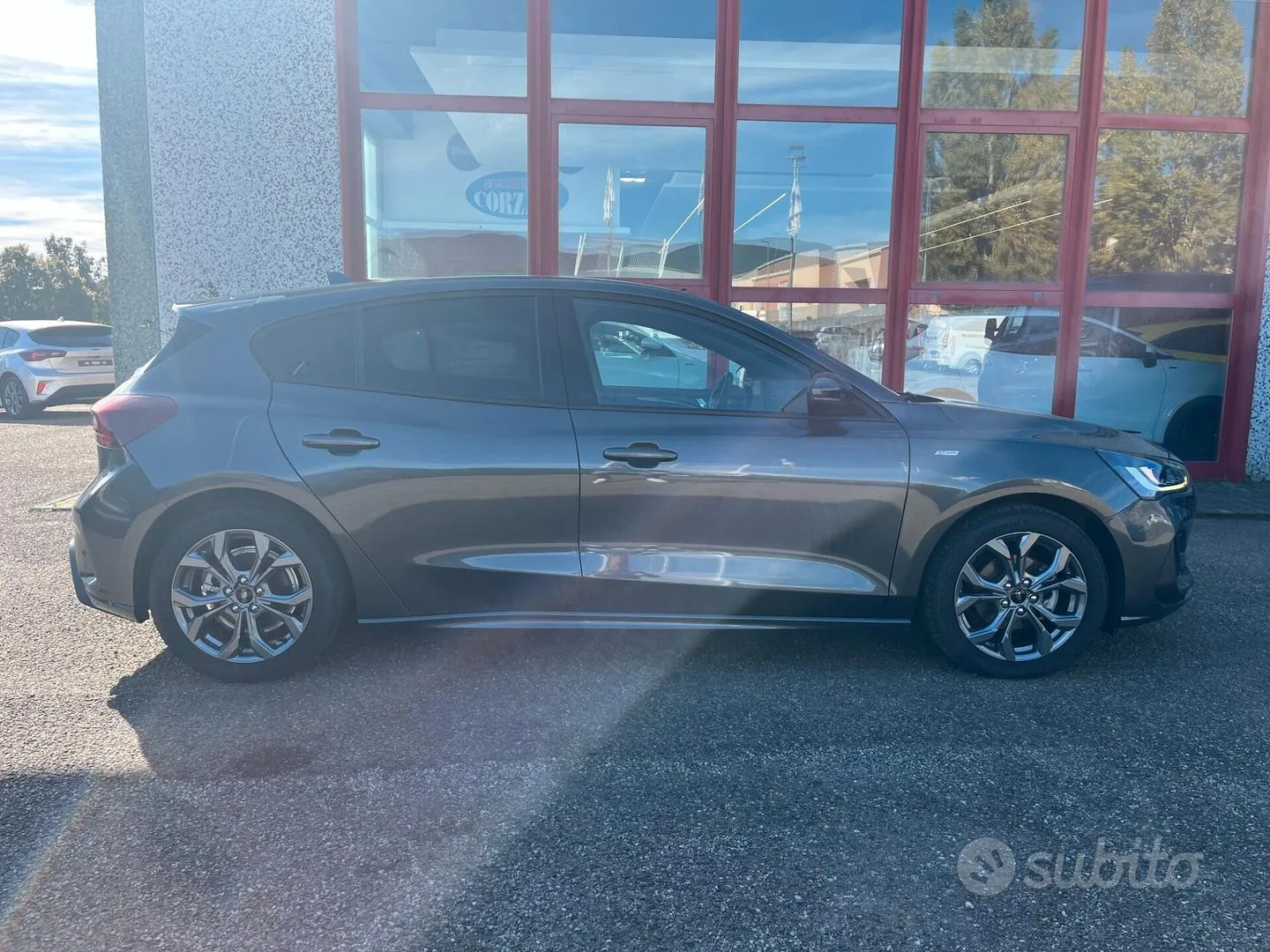 Ford Focus 2023 photo 4