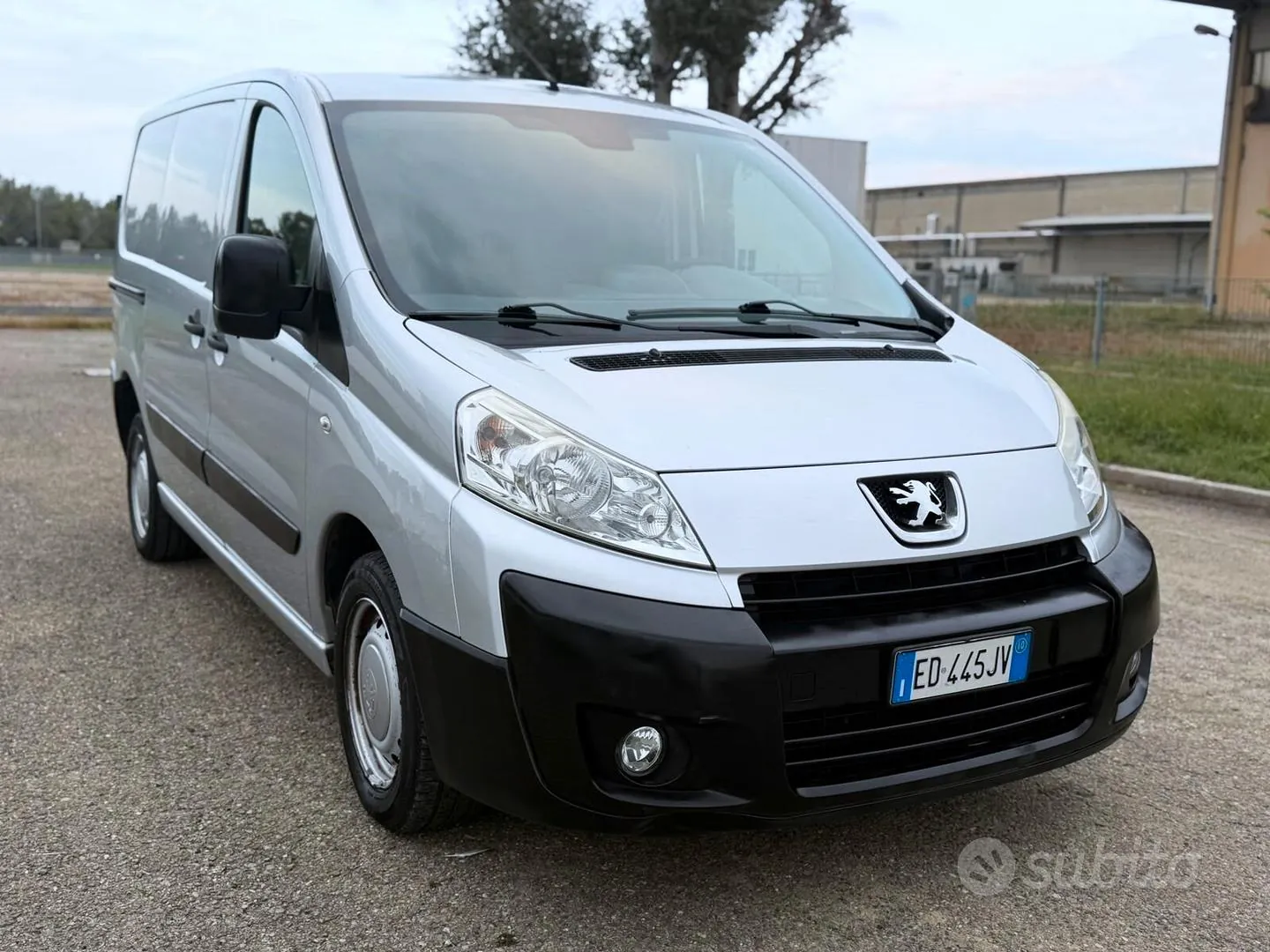 Peugeot Expert 2010 photo 4