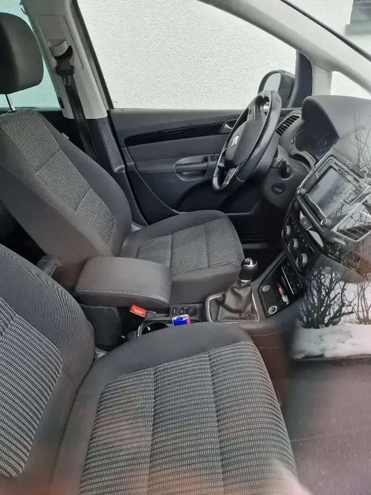 Seat Alhambra 2015 photo 2