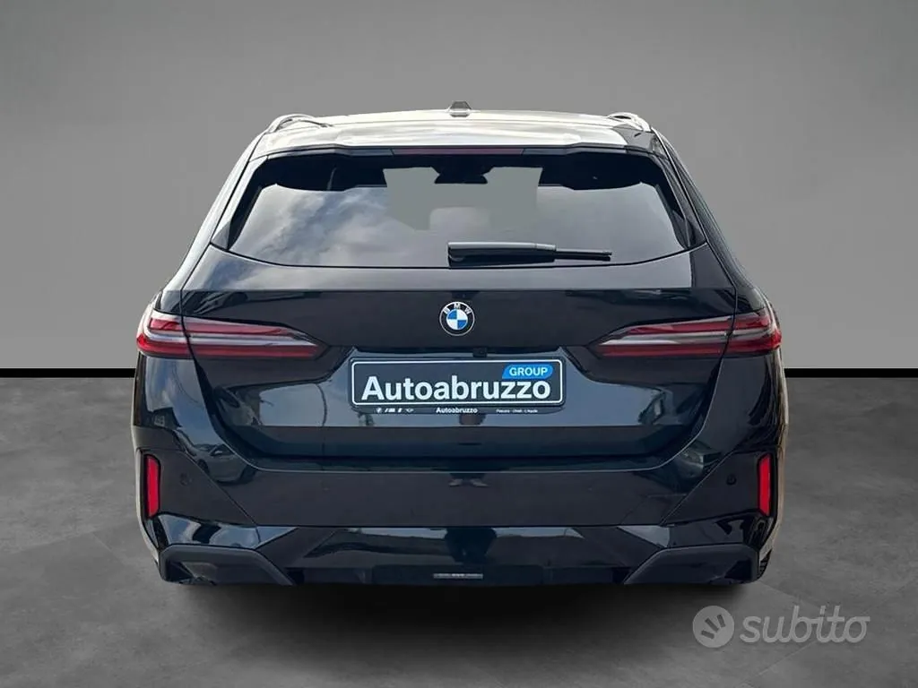 BMW 5 Series 2025 photo 4