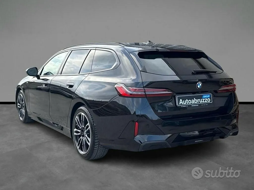 BMW 5 Series 2025 photo 3