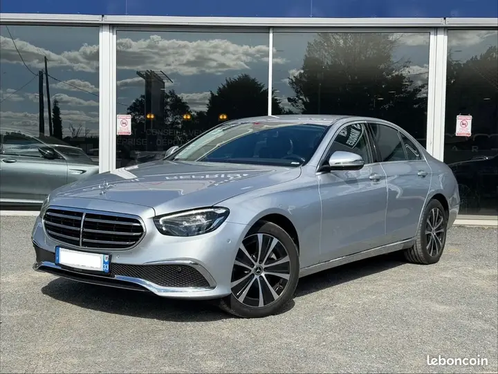 Mercedes-Benz E-Class 2023 photo 3