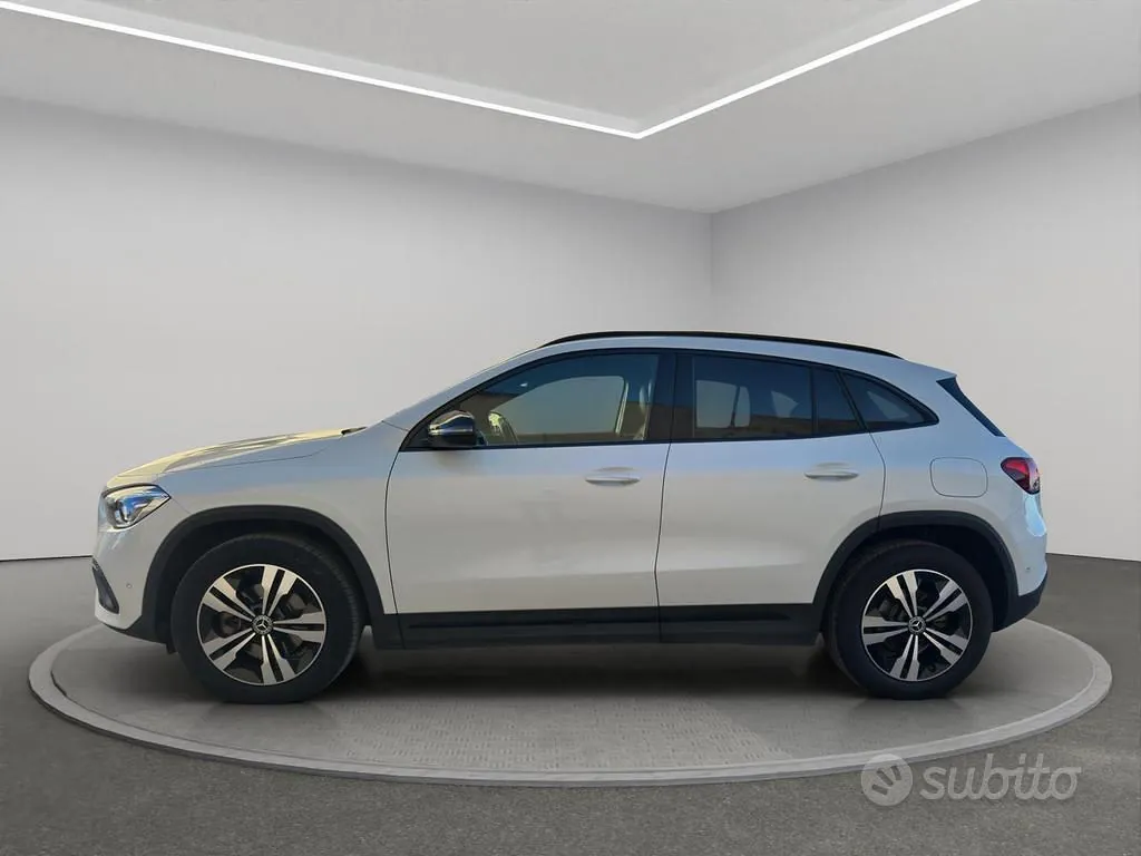 Mercedes-Benz Gla 2021 photo 2