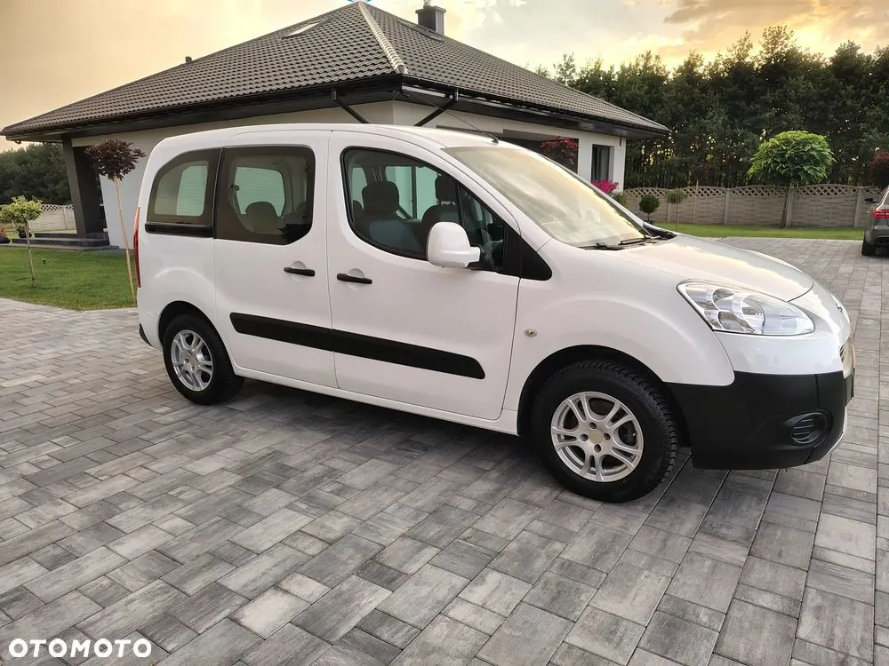 Peugeot Partner 2013 photo 2