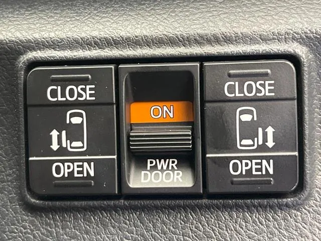 Toyota Sienna G 2016 photo 5