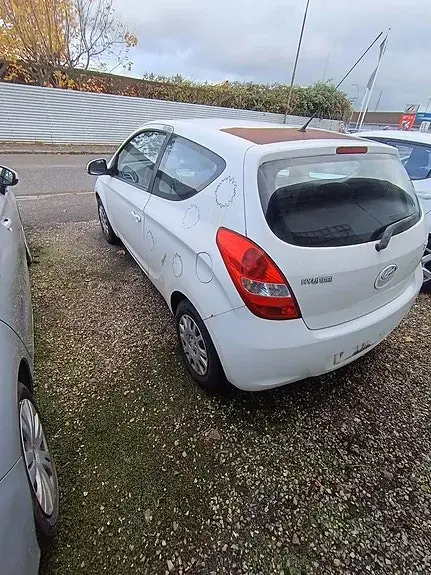 Hyundai I20 2011 photo 4