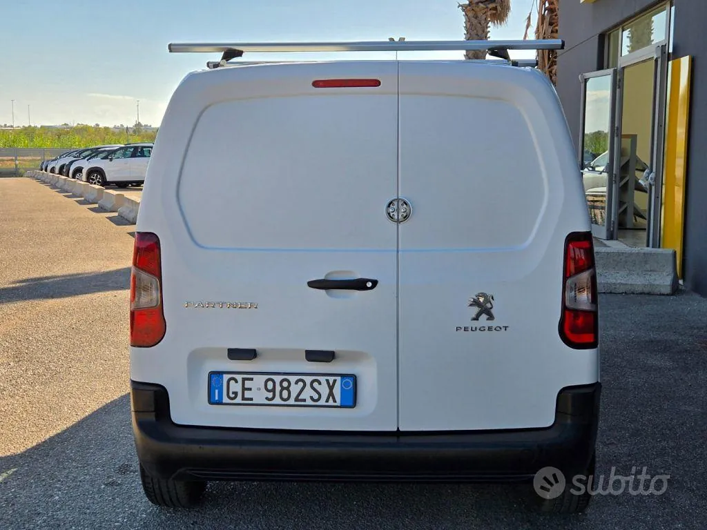 Peugeot Partner 2021 photo 4