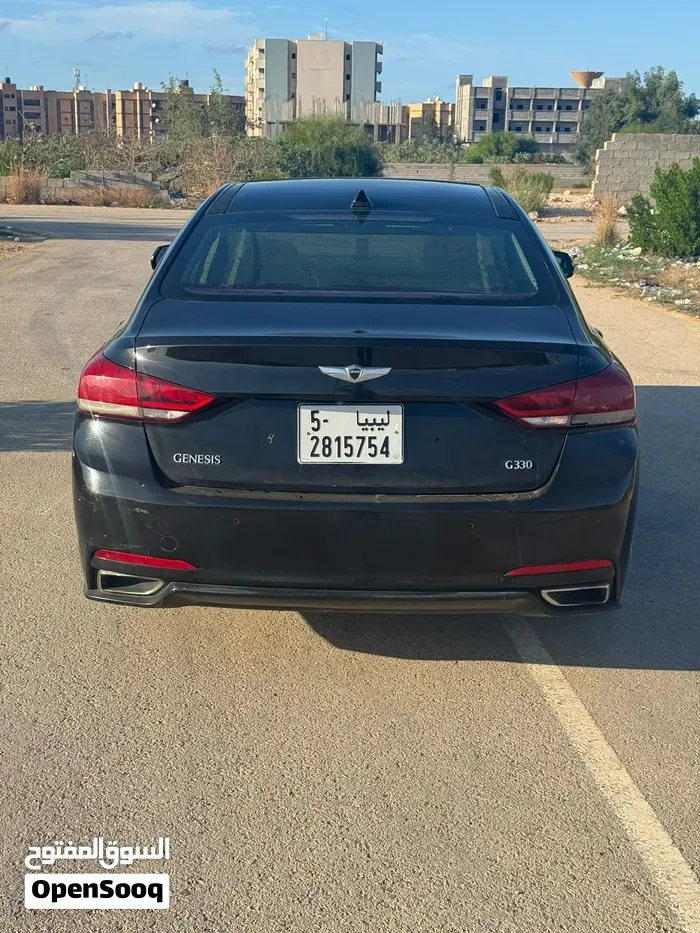 Genesis G80 2016 photo 4