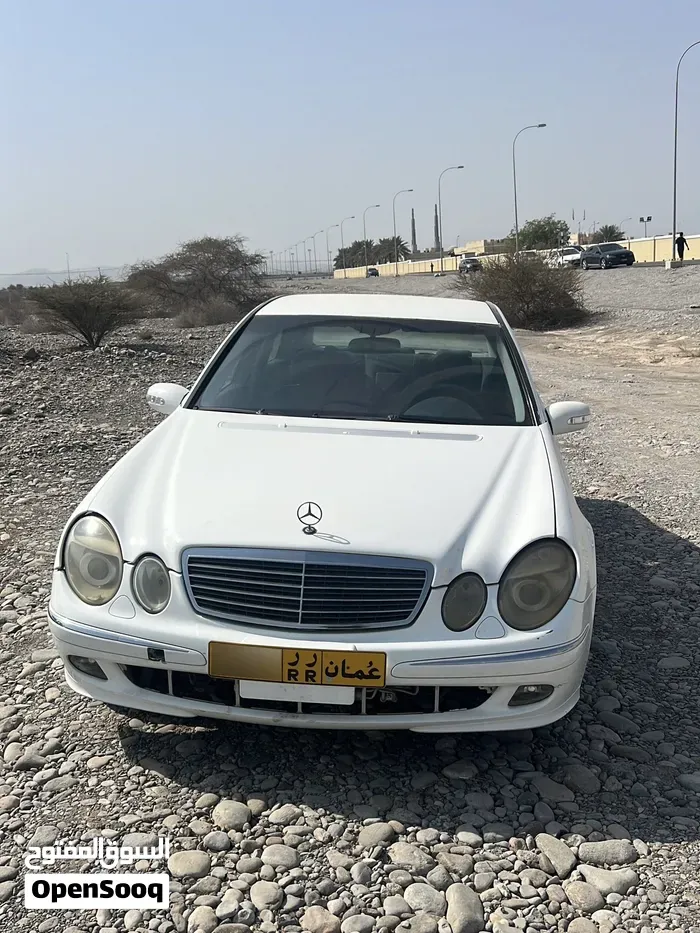 Mercedes-Benz E-Class 2004 photo 3