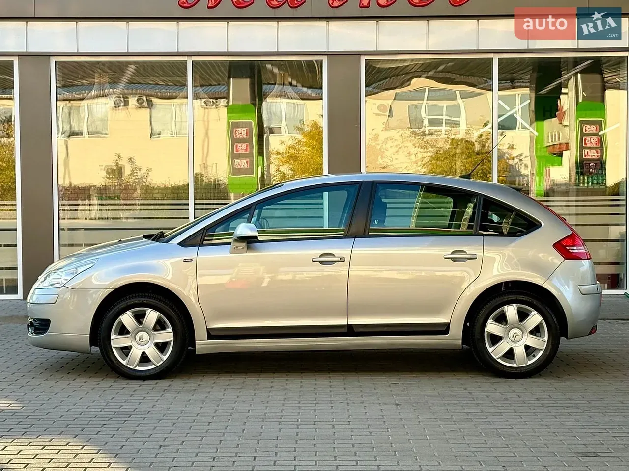 Citroen C4 2007 photo 4