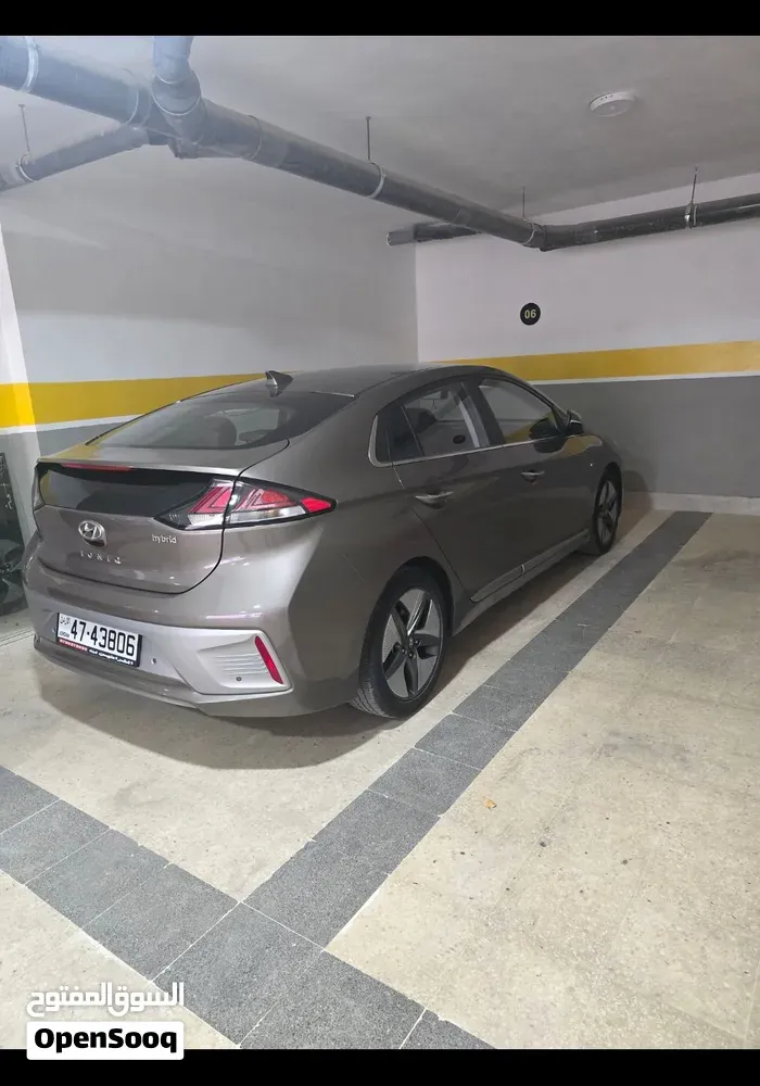 Hyundai Ioniq