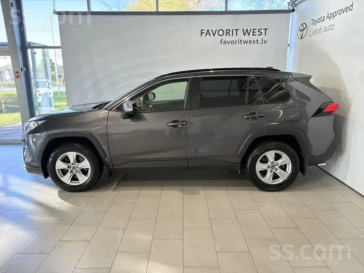 Toyota Rav4 2019 photo 2