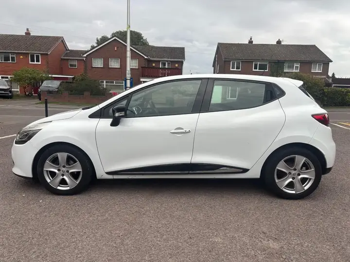 Renault Clio 2014 photo 4