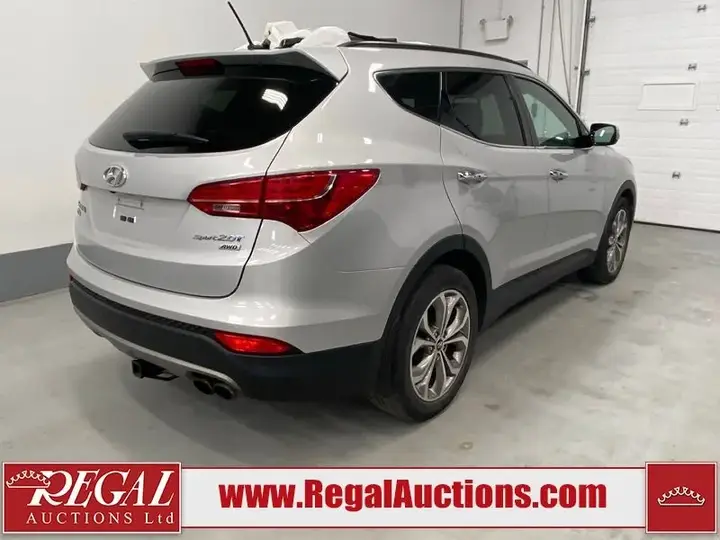 Hyundai Santa Fe 2014 photo 3