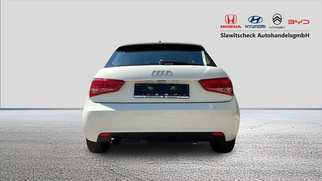 Audi A1 2011 photo 3