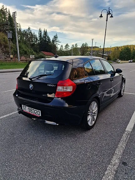BMW 120I 2004 photo 3