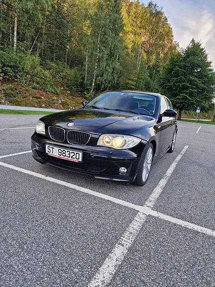 BMW 120I 2004 photo 2
