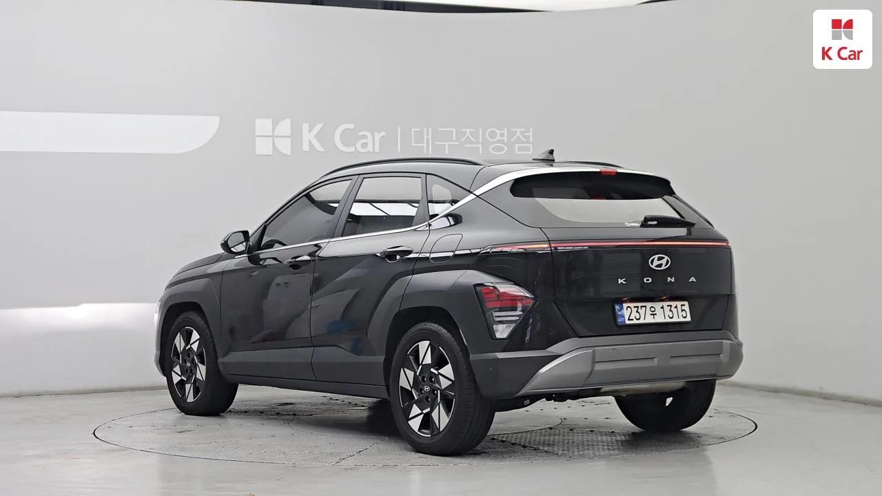Hyundai Kona 2025 photo 4