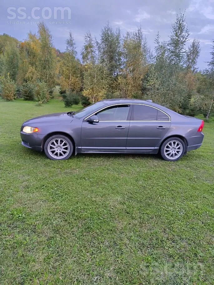 Volvo S80