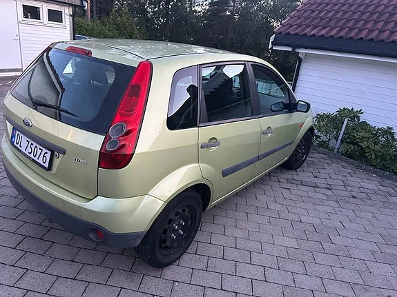 Ford Fiesta 2008 photo 3