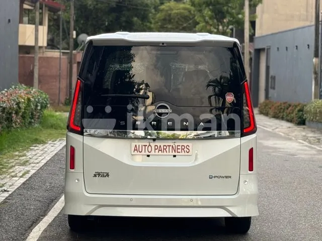 Nissan Serena 2025 photo 4