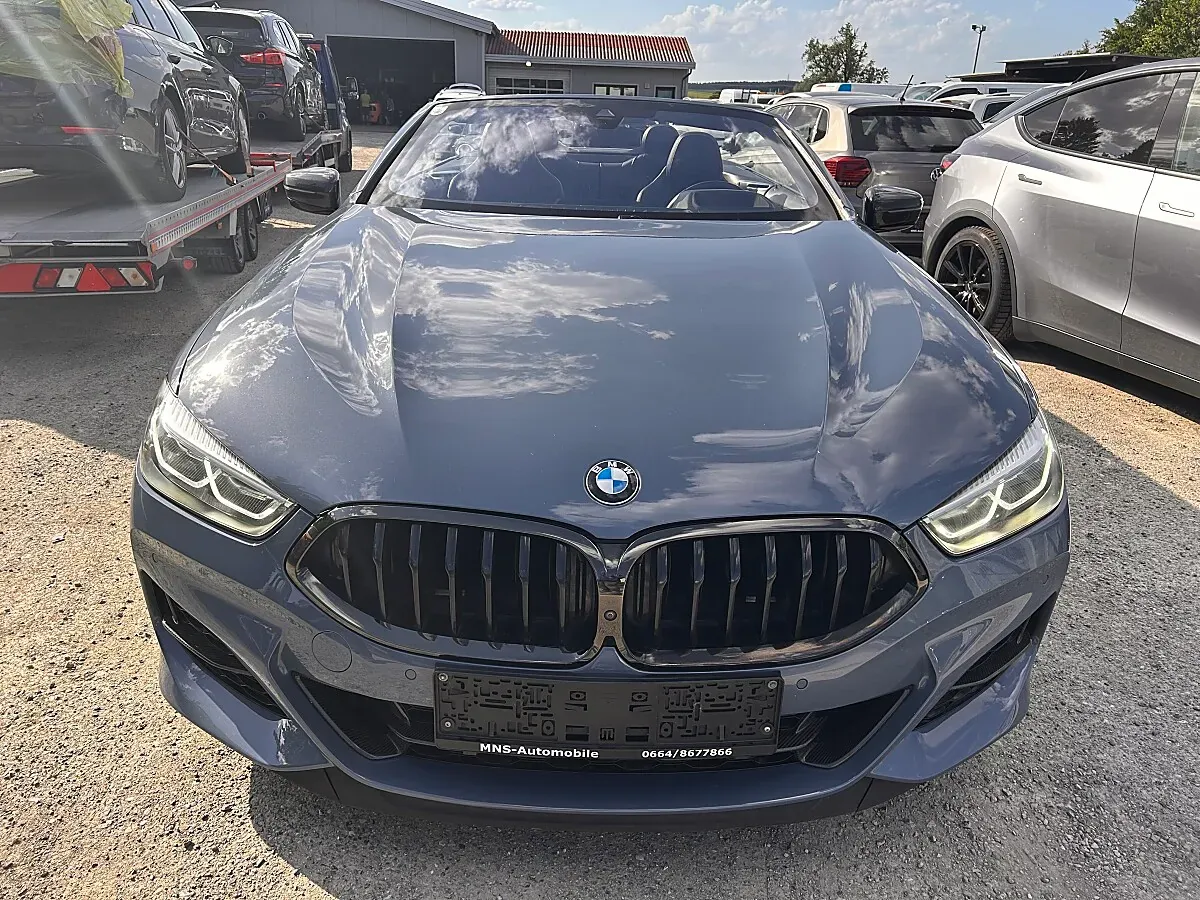BMW 8 Series 2019 photo 2