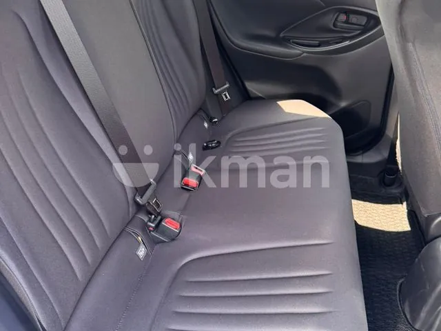 Toyota Yaris 2023 photo 4