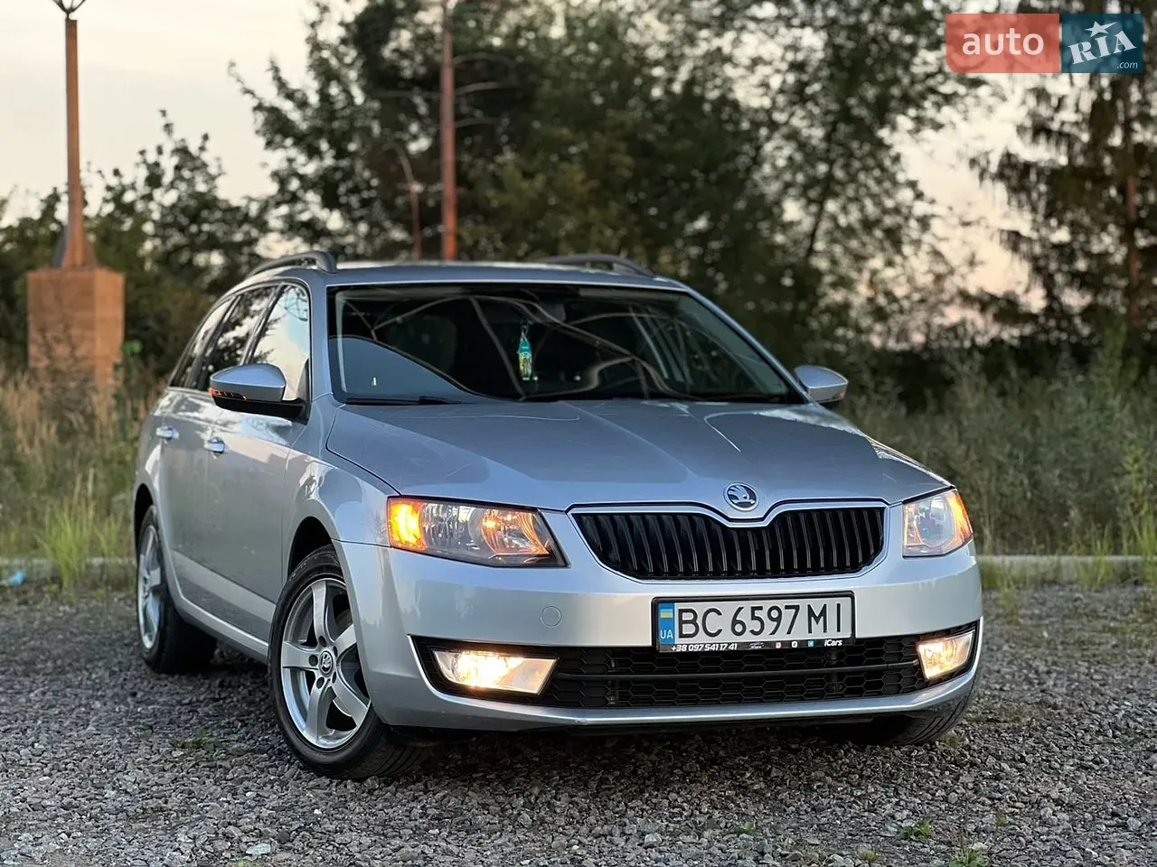Skoda Octavia 2013 photo 2