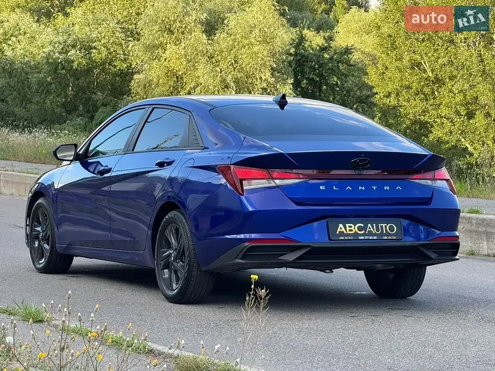 Hyundai Elantra 2021 photo 5