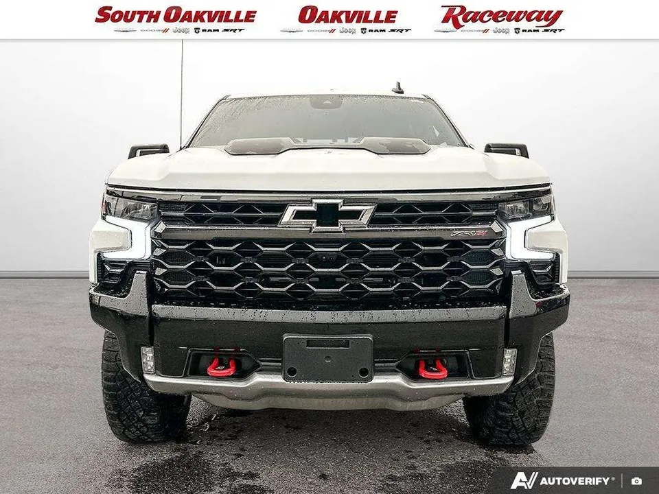 Chevrolet Silverado 1500 2024 photo 2