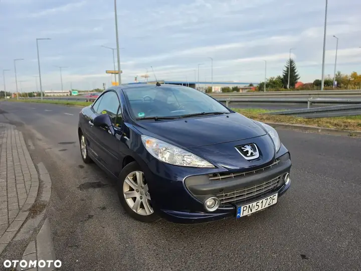 Peugeot 207 Cc 2009 photo 2