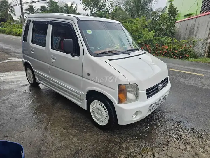 Suzuki Wagon R 2002 photo 4