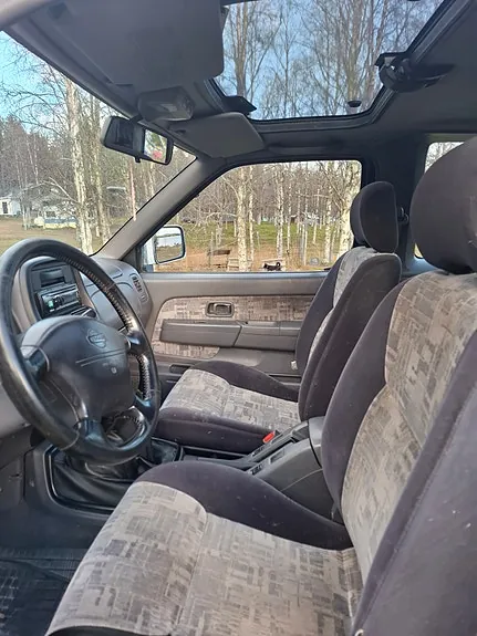 Nissan Np300 2001 photo 4