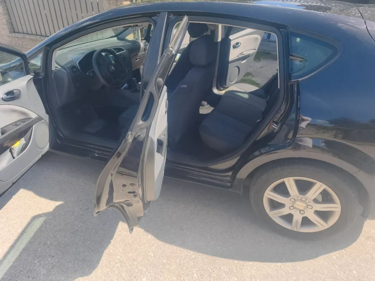 Seat Leon 2007 photo 3
