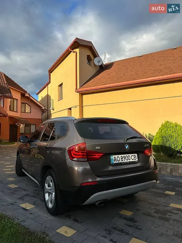 BMW X1 2011 photo 4