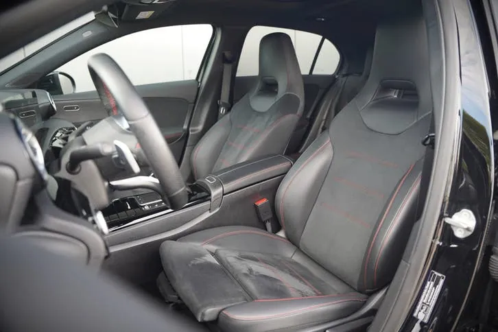 Mercedes-Benz A-Class 2022 photo 3