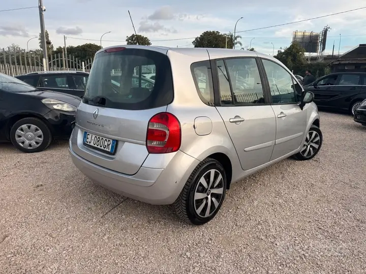 Renault Modus 2011 photo 4