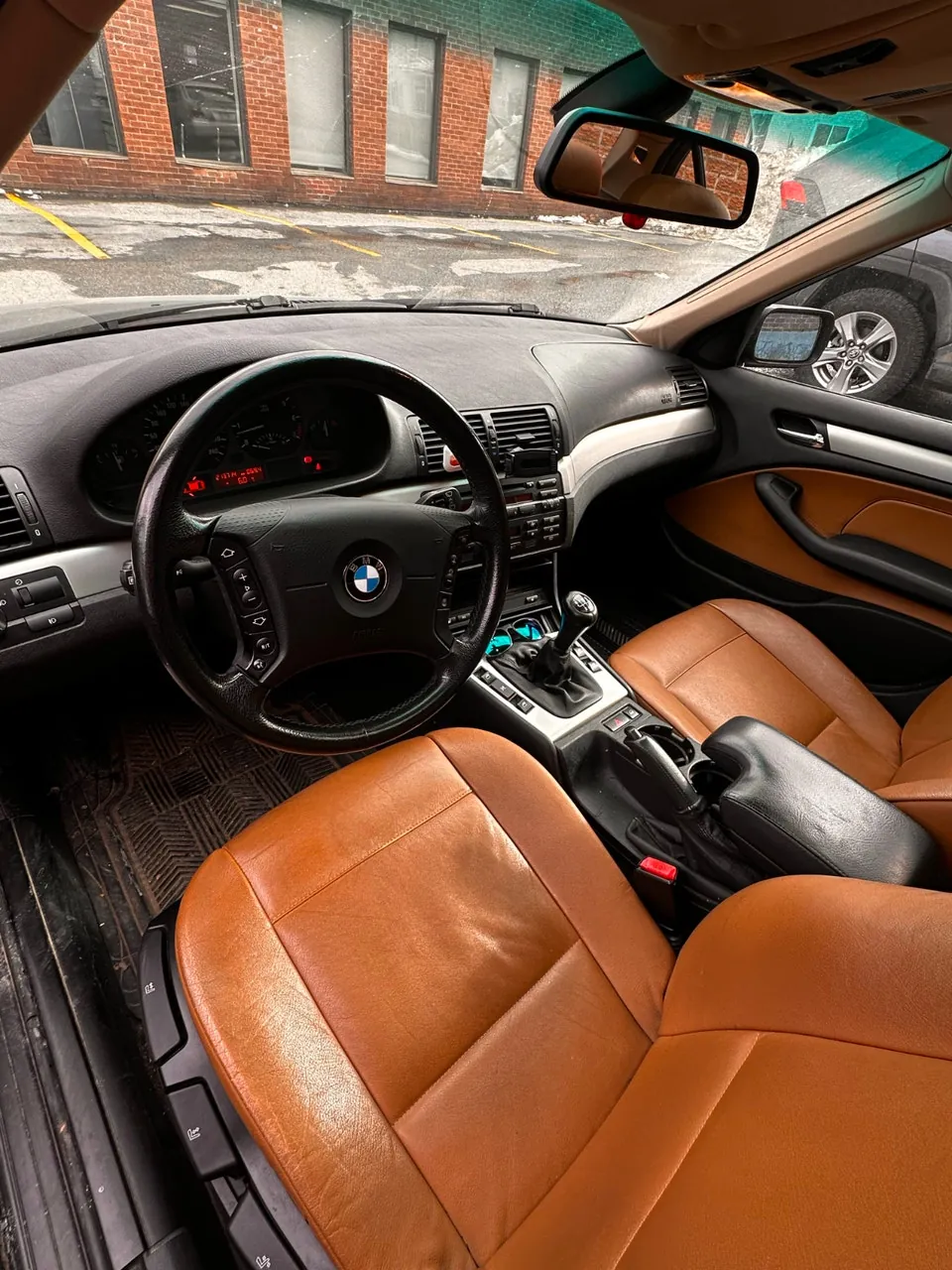 BMW 3Series 2004 photo 2